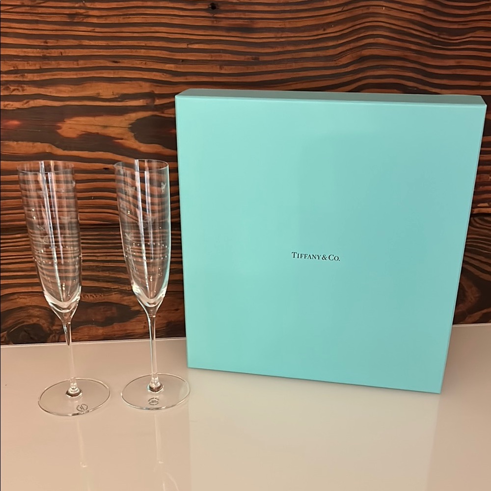 Tiffany & Co. Etched Crystal  Glass Champagne Flute Set with Iconic Blue Box